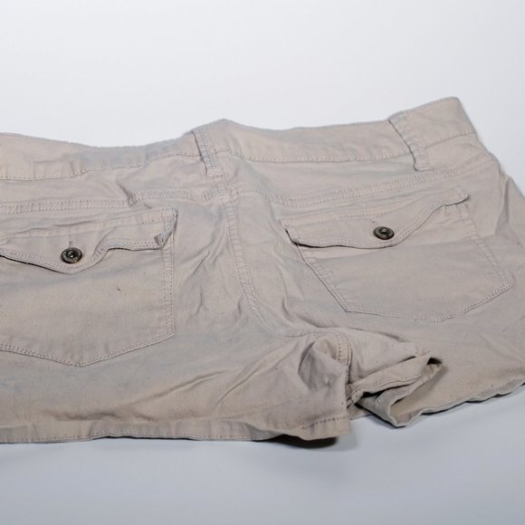 Sold - Picture 4 of 6